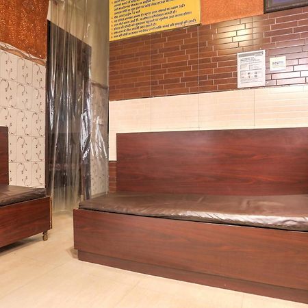 Hotel O Shri Sai Guest House Дели Экстерьер фото