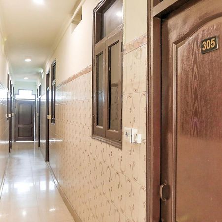 Hotel O Shri Sai Guest House Дели Экстерьер фото